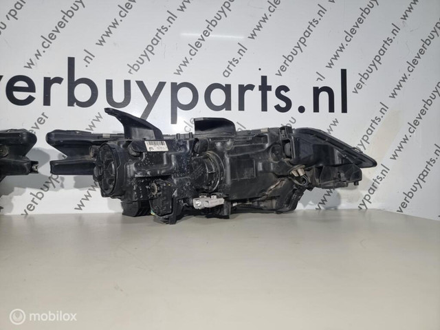 Koplamp origineel xenon Outlander III ('12-'21) 8301c8-54 - Afbeelding 4